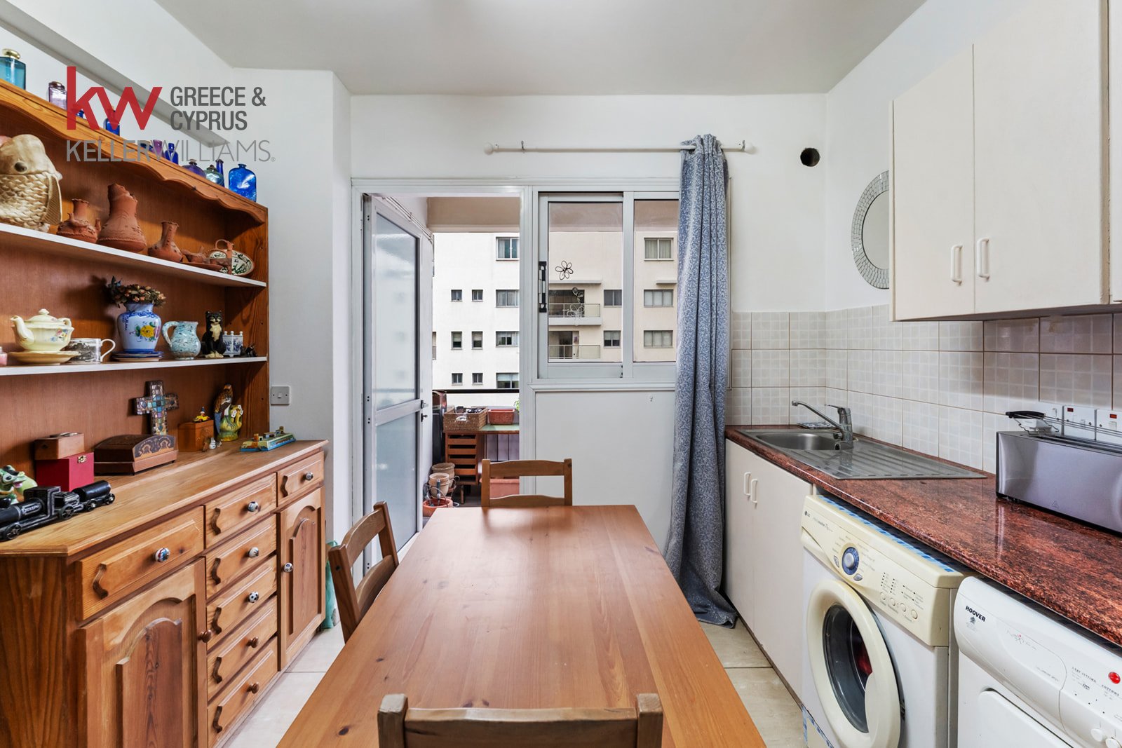 2 bedrooms Apartment in Larnaca, Larnaka, Cyprus No. 39740
