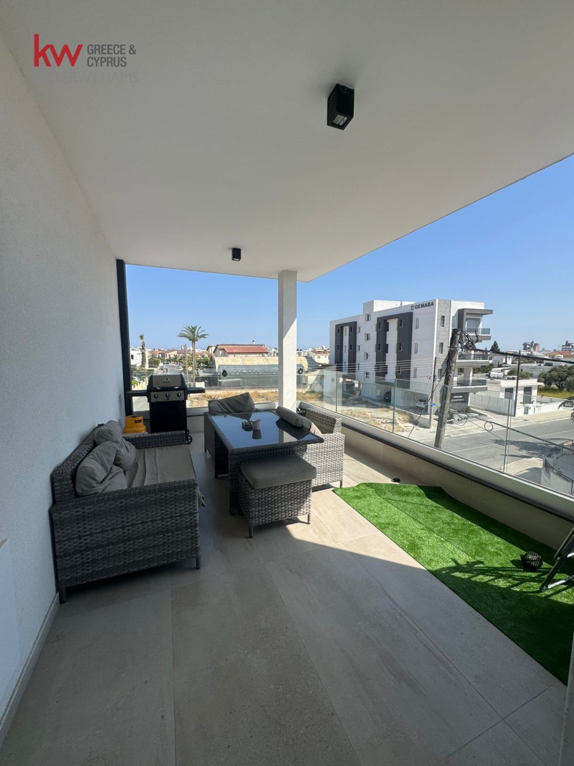 3 dormitorios Apartamento en Larnaka, Chipre No. 39738
