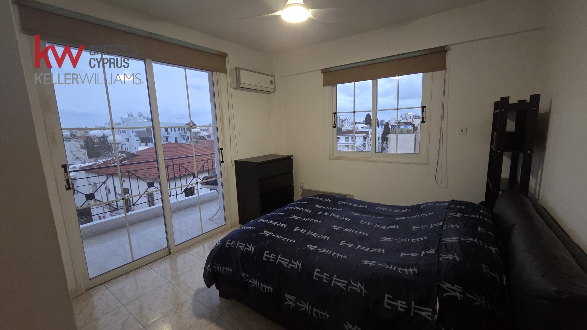 Квартира с 3 спальнями в Ларнака, Кипр № 39736