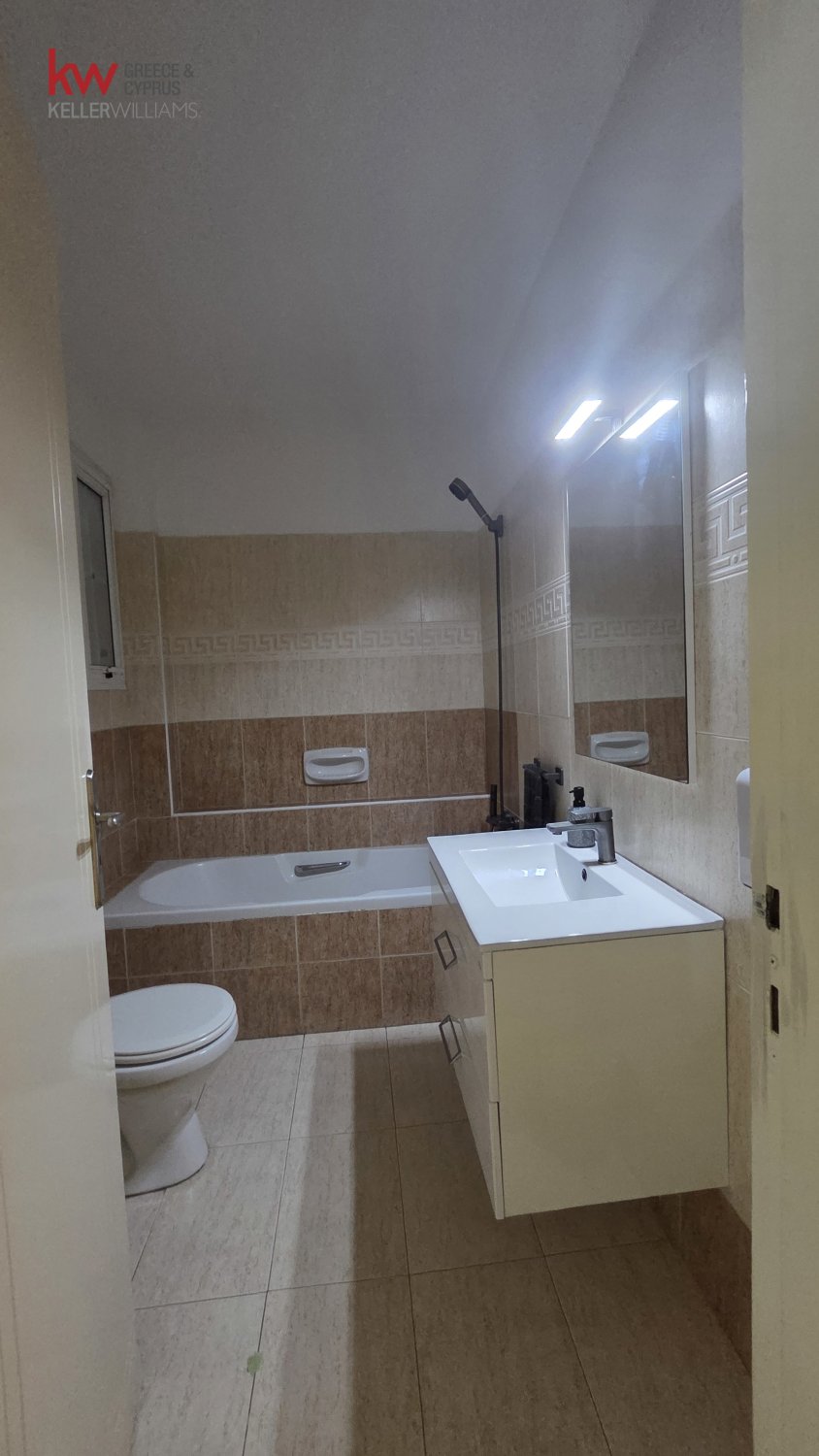 Квартира с 3 спальнями в Ларнака, Кипр № 39736