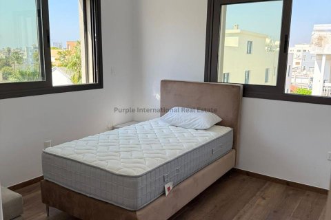 3 bedrooms Apartment in Limassol,  No. 56628 16