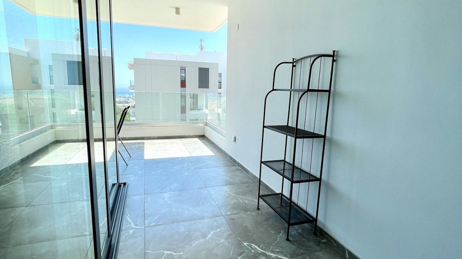 3 bedrooms Apartment in Agios Athanasios, Limassol, Cyprus No. 26725