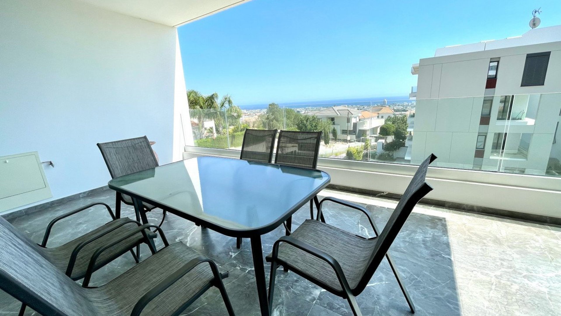 3 bedrooms Apartment in Agios Athanasios, Limassol, Cyprus No. 26725
