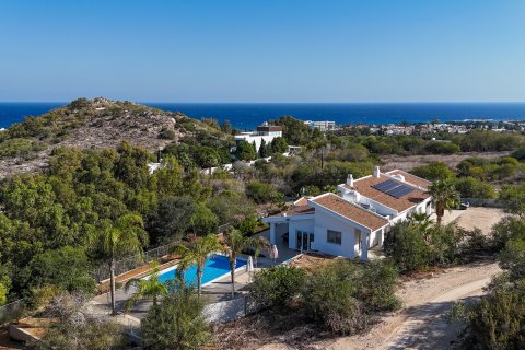 6 bedrooms Villa in Protaras, Ammochostos,  No. 9352