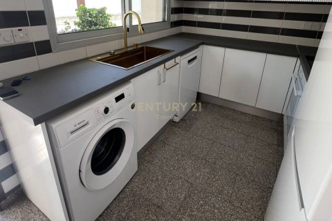 2 dormitorios Maisonette en Agios Athanasios, Limassol,  No. 55214 4