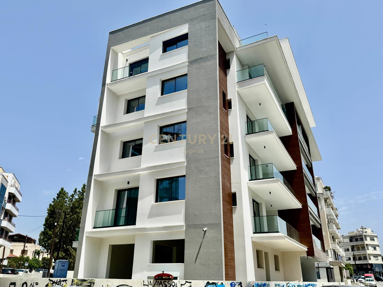 3 bedrooms Penthouse in Agios Nektarios, Limassol, Cyprus No. 55220