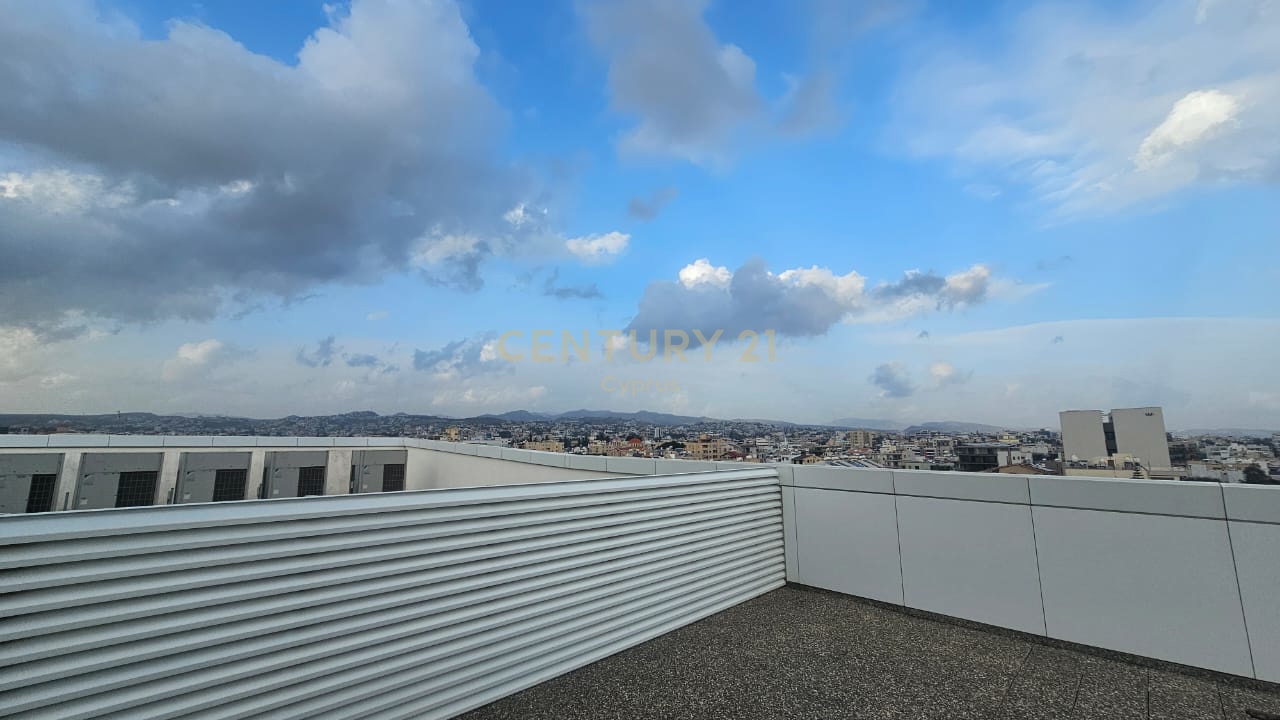 340m2 Office in Kato Polemidia, Limassol, Cyprus No. 55943