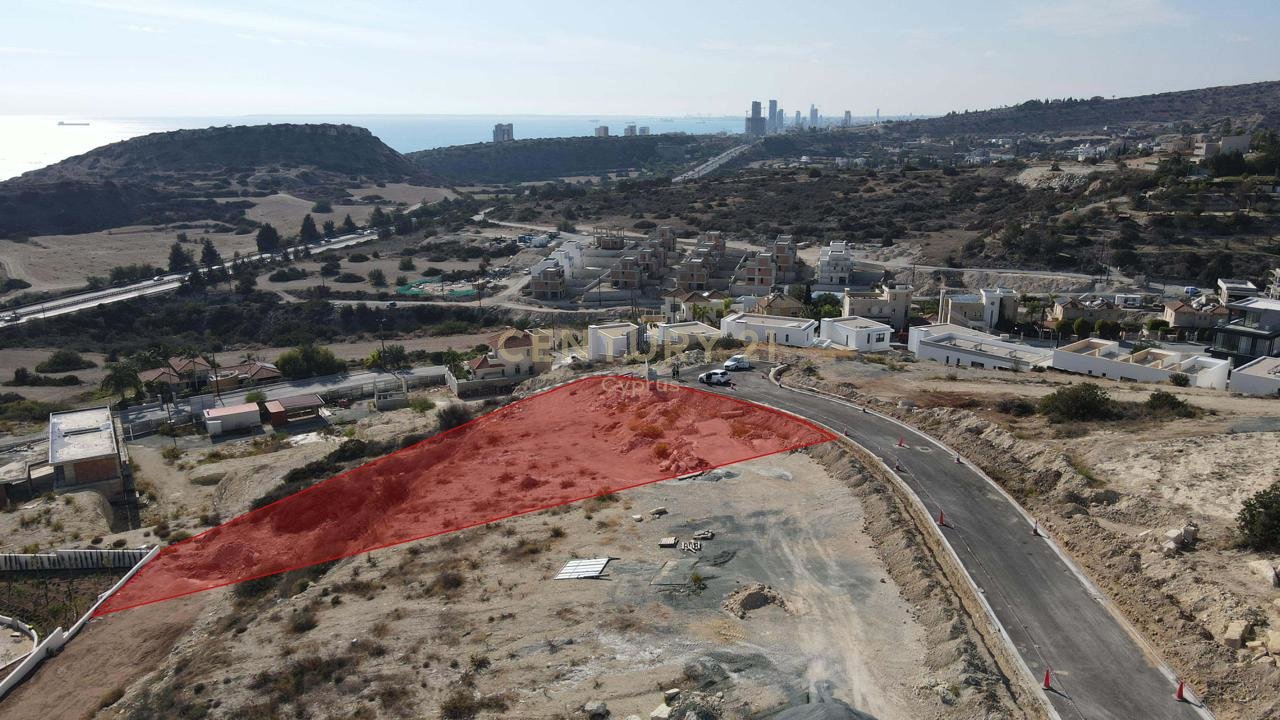 Land in Agios Tychonas, Limassol, Cyprus No. 54016