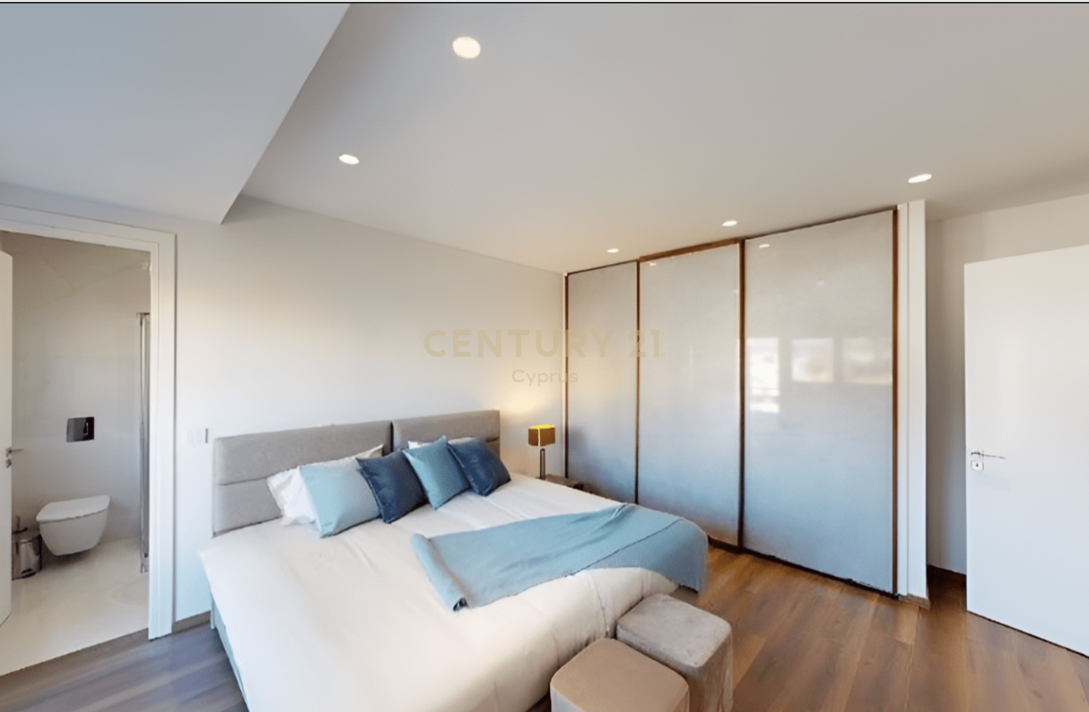 4 dormitorios Apartamento en Agios Tychonas, Limassol, Chipre No. 54109
