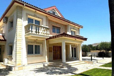 4 chambres Villa à Pyrgos, Limassol,  No. 54108
