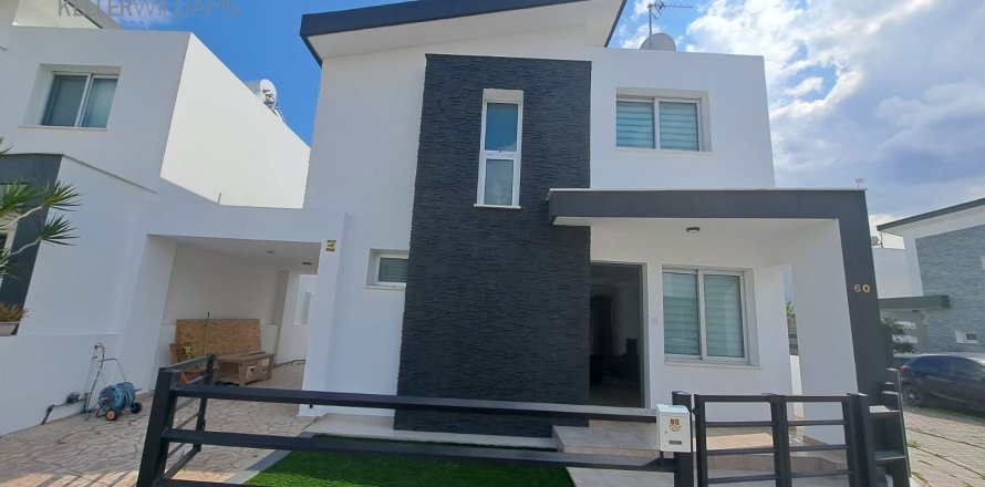 3 bedrooms Townhouse in Pyla, Larnaka,  No. 51041