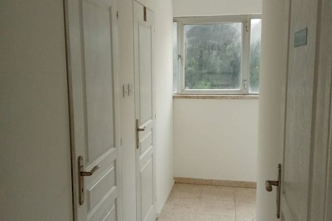 46m2 Shop in Larnaca, Larnaka, No. 51044 7