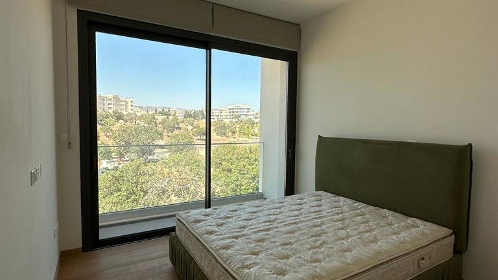 3 bedrooms Apartment in Paphos, Cyprus No. 29063