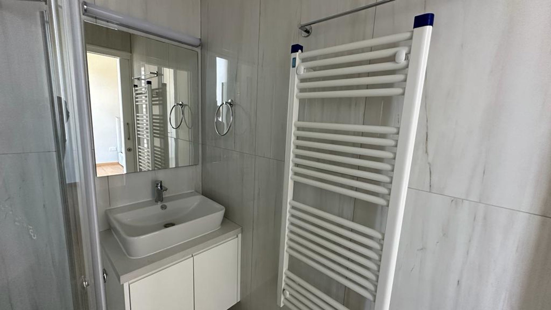 3 bedrooms Apartment in Paphos, Cyprus No. 29063