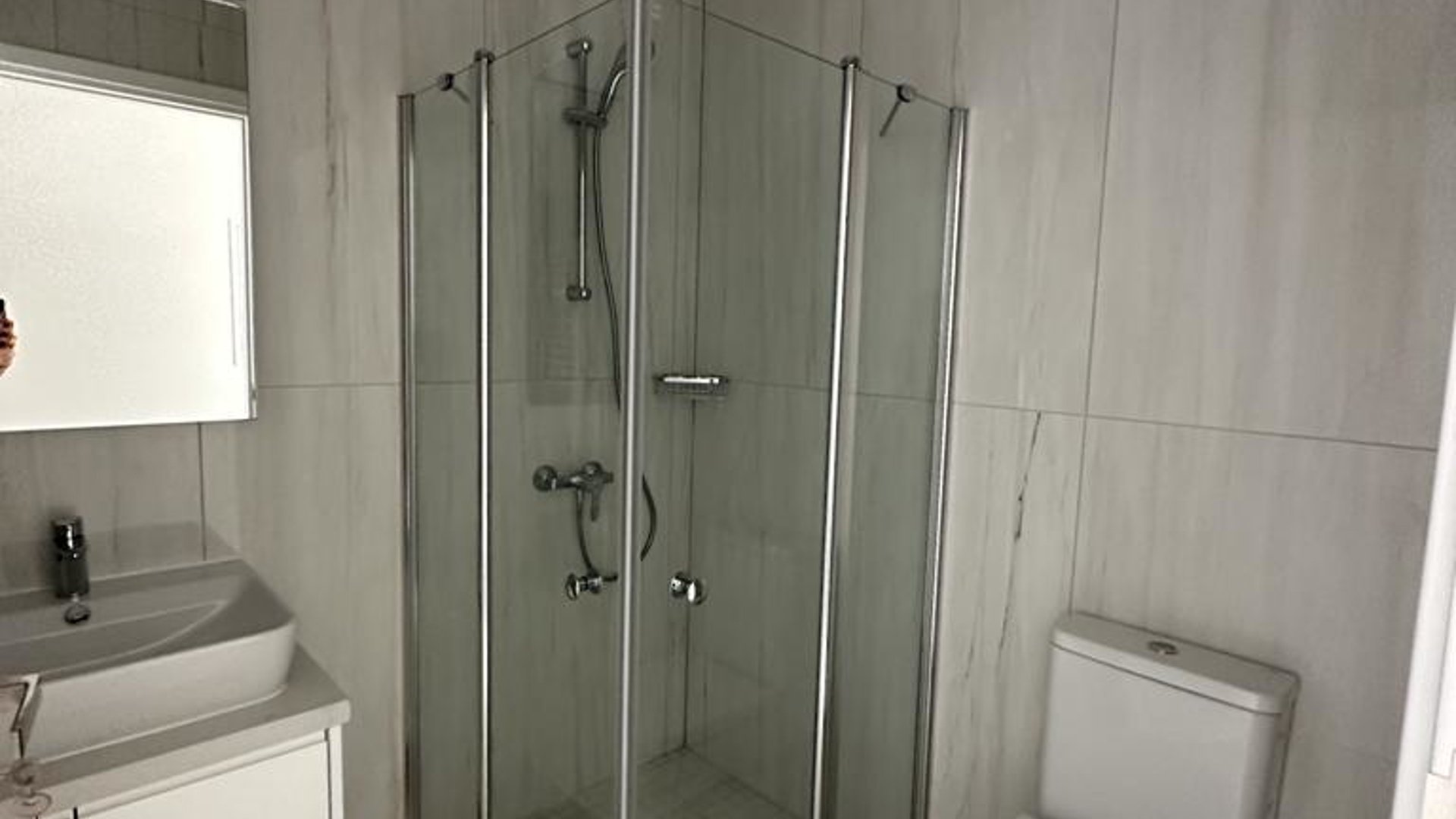 3 bedrooms Apartment in Paphos, Cyprus No. 29063