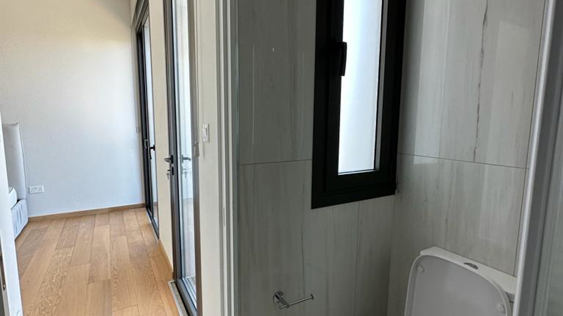 3 bedrooms Apartment in Paphos, Cyprus No. 29063