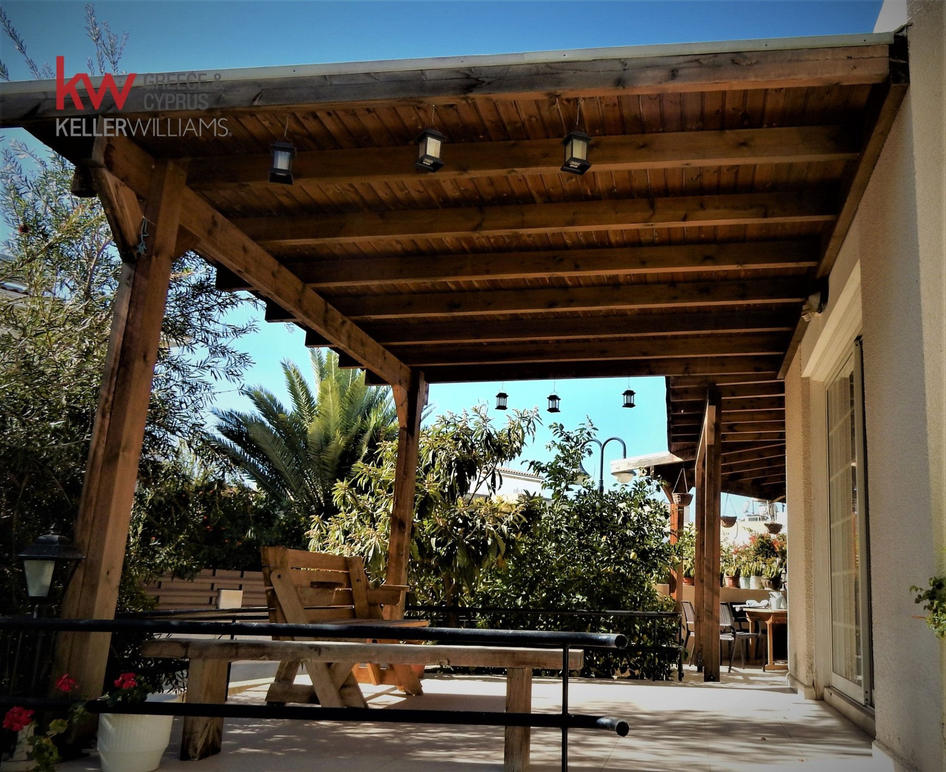 3 bedrooms Townhouse in Strovolos, Nicosia, Cyprus No. 40031