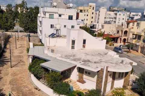 3 bedrooms Townhouse in Strovolos, Nicosia,  No. 40031