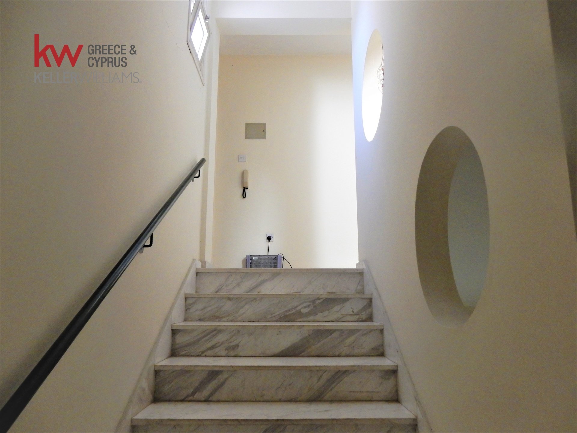 3 bedrooms Townhouse in Strovolos, Nicosia, Cyprus No. 40031