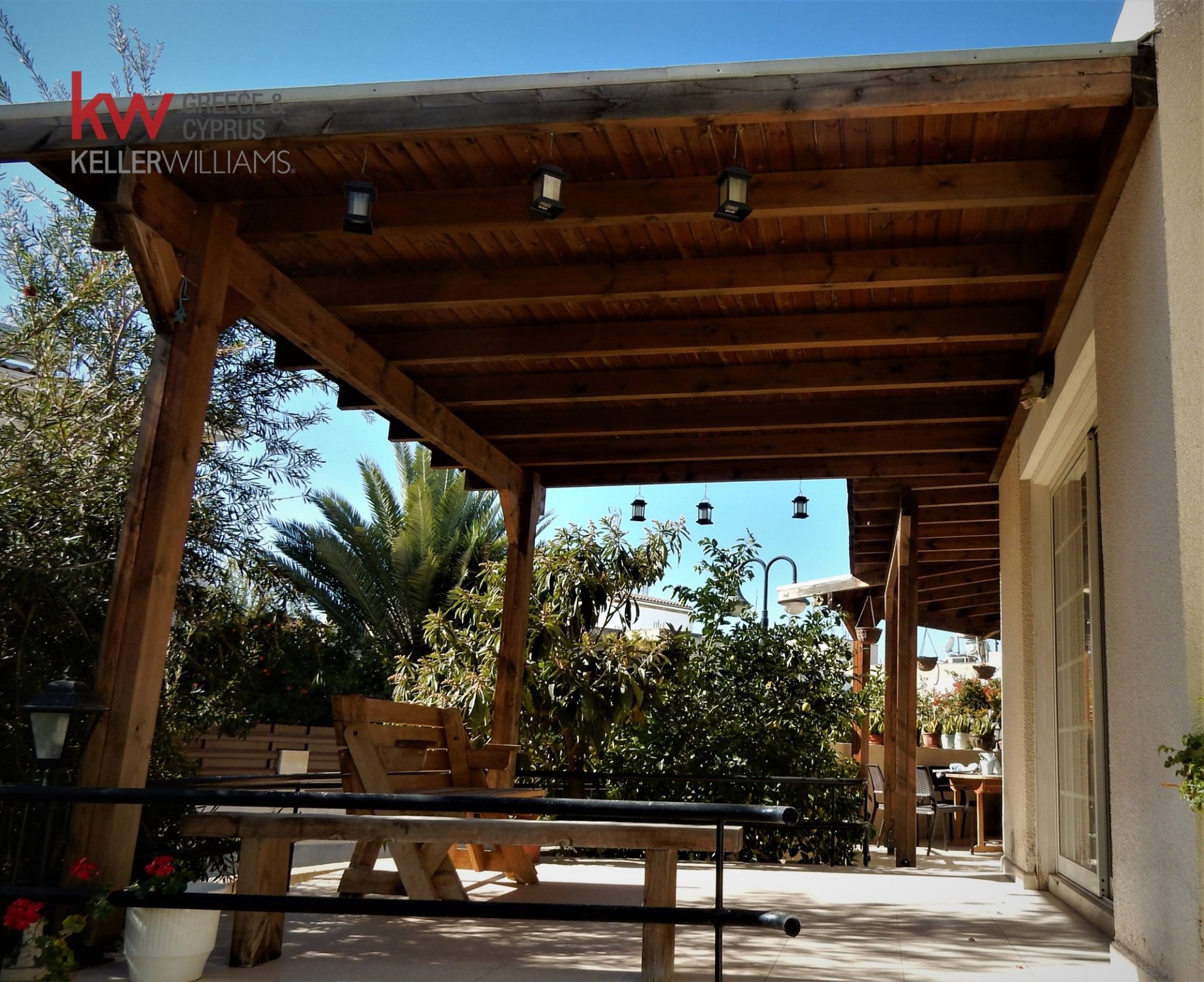 3 bedrooms Townhouse in Strovolos, Nicosia, Cyprus No. 40031