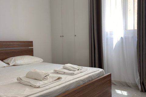 2 bedrooms Apartment in Larnaca, Larnaka,  No. 40032 7