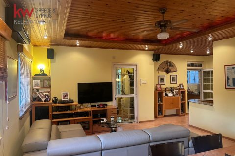 3 bedrooms Apartment in Larnaca, Larnaka,  No. 39853 4