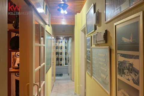 3 bedrooms Apartment in Larnaca, Larnaka,  No. 39853 15