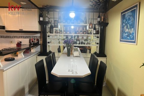 3 bedrooms Apartment in Larnaca, Larnaka,  No. 39853 7