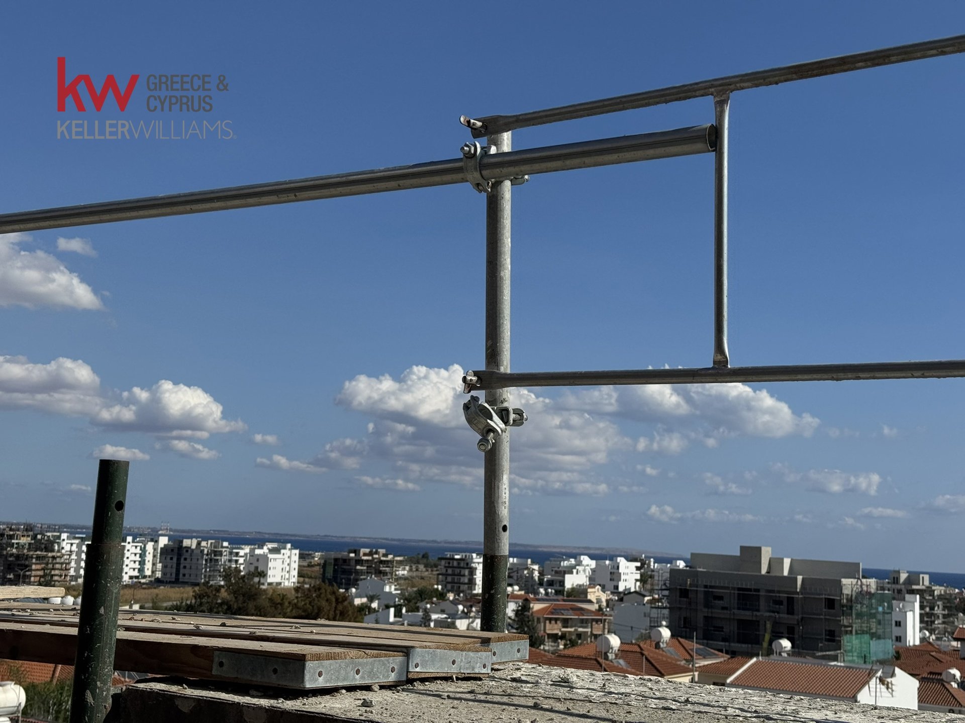 2 bedrooms Apartment in Larnaca, Larnaka, Cyprus No. 39857