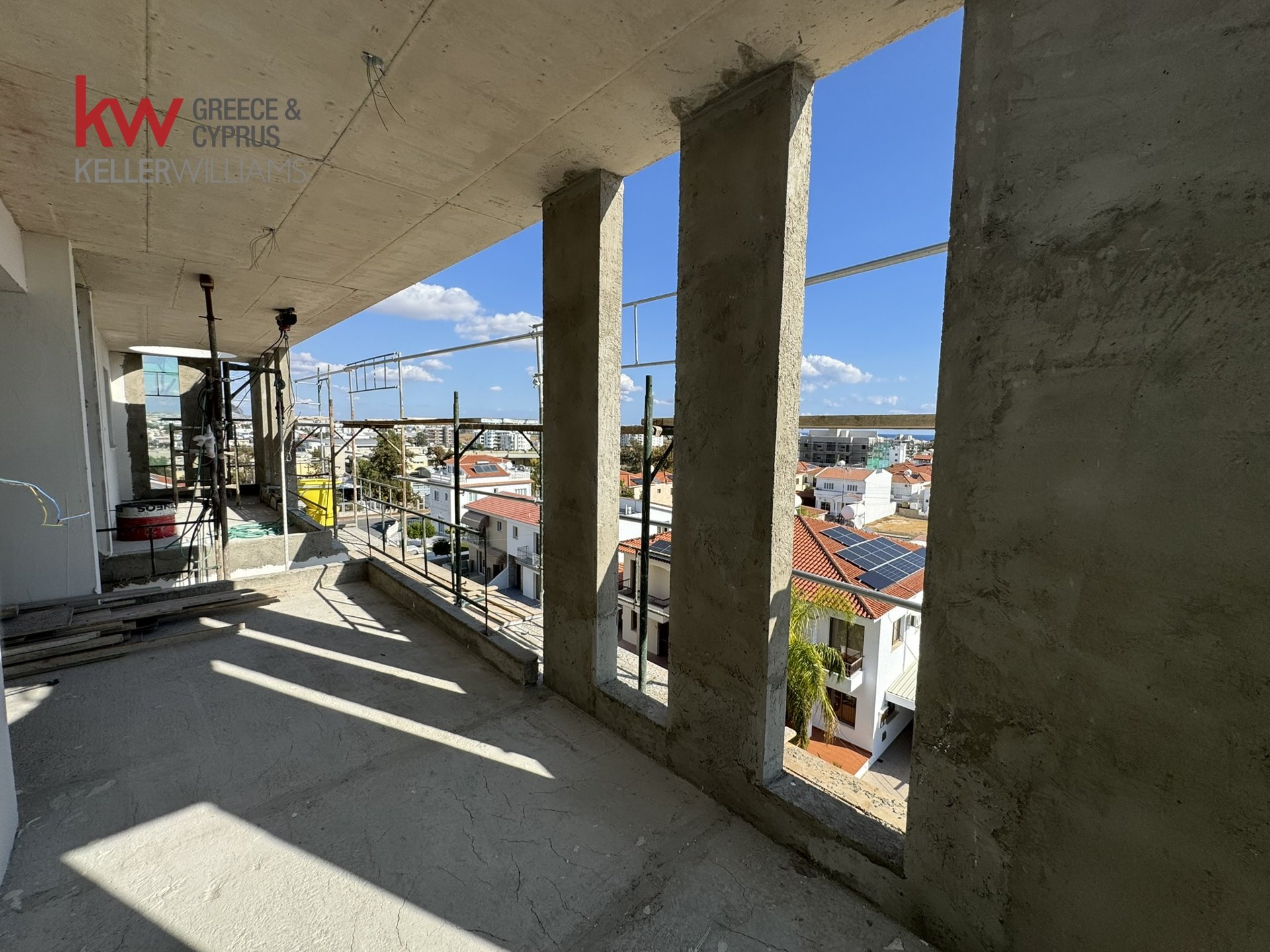 2 bedrooms Apartment in Larnaca, Larnaka, Cyprus No. 39857