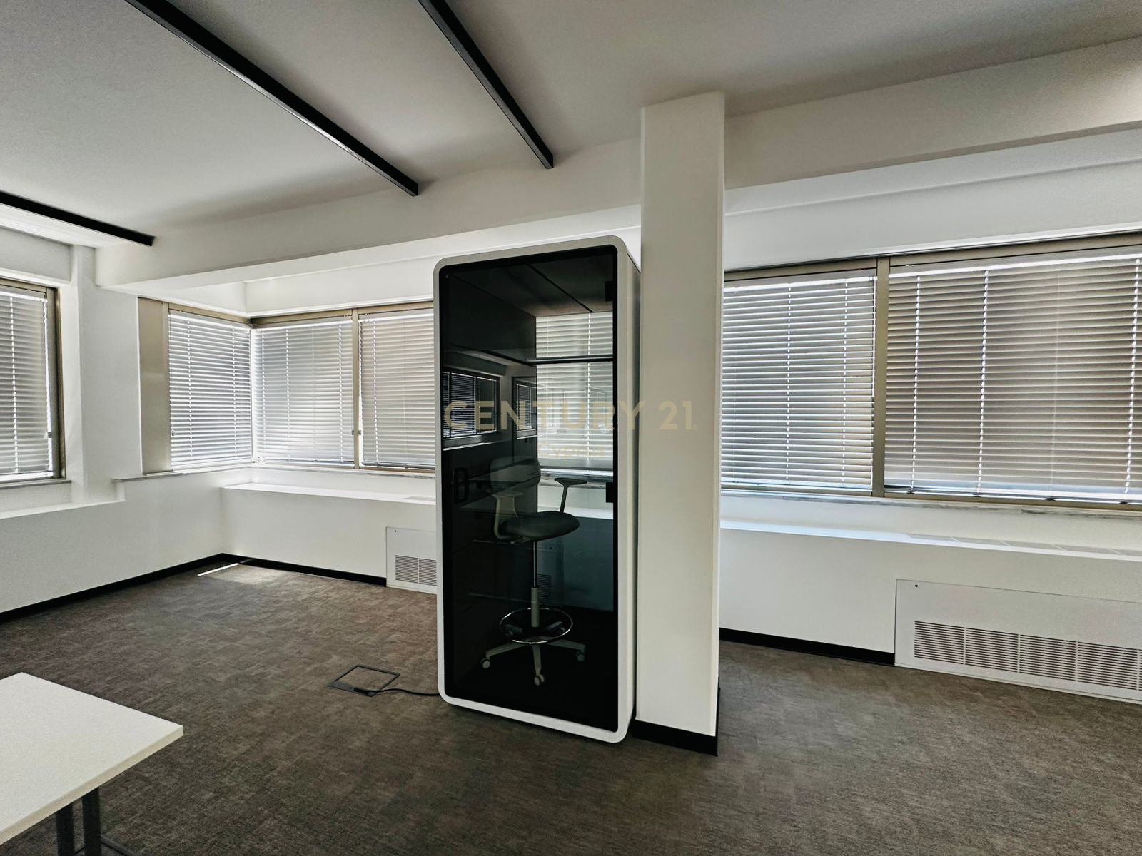 776m2 Bureau à Limassol, Chypre No. 53462