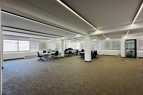 Офис 776м2 в Лимассол, Лимасол,  № 53462 10