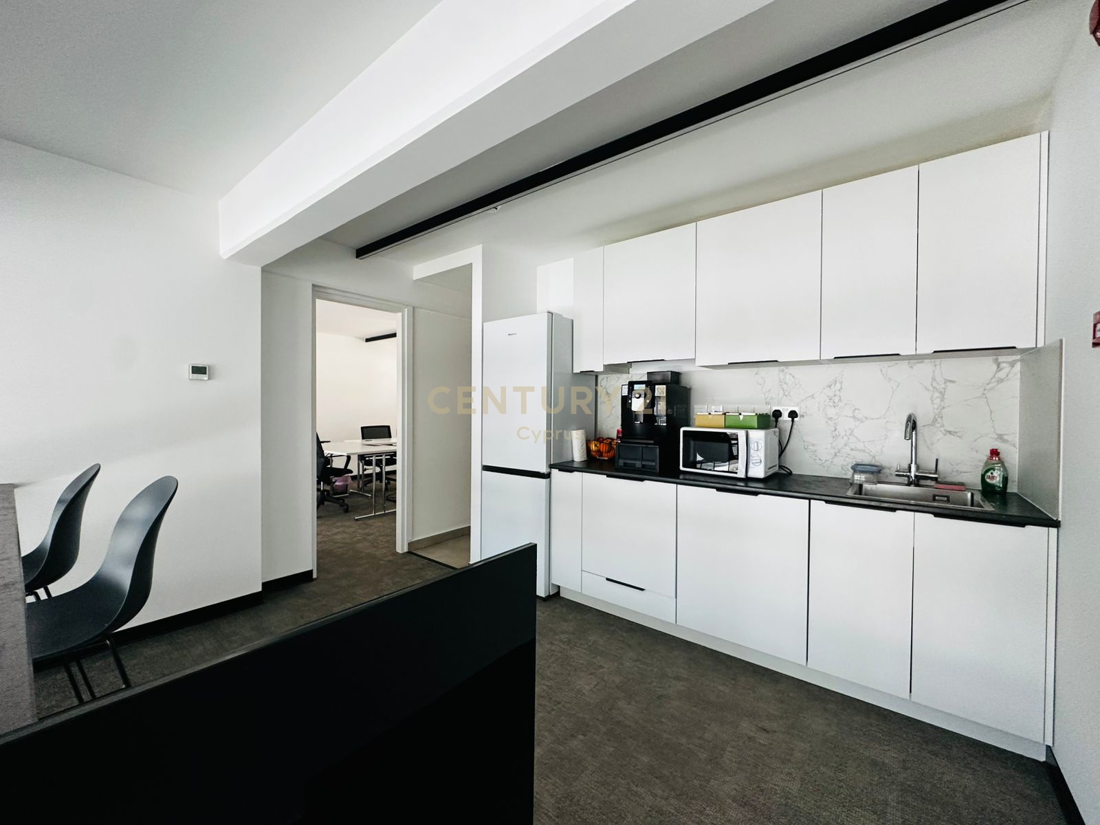 776m2 Bureau à Limassol, Chypre No. 53462
