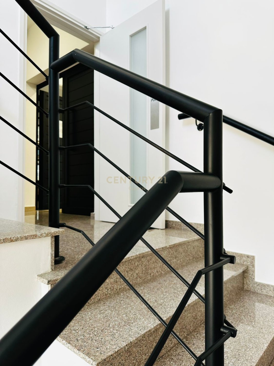 776m2 Bureau à Limassol, Chypre No. 53462