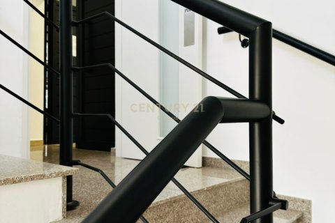 Офис 776м2 в Лимассол, Лимасол,  № 53462 14
