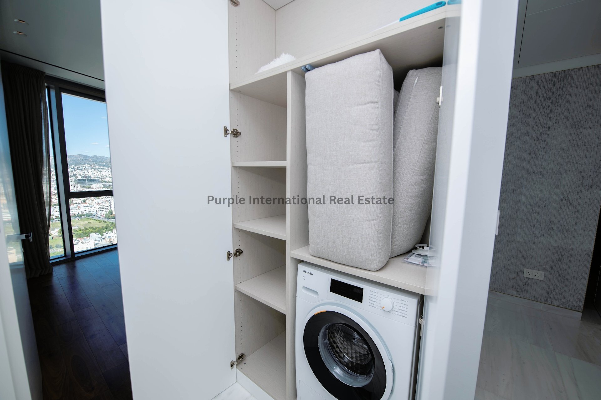 3 bedrooms Apartment in Neapolis, Limassol, Cyprus No. 8291