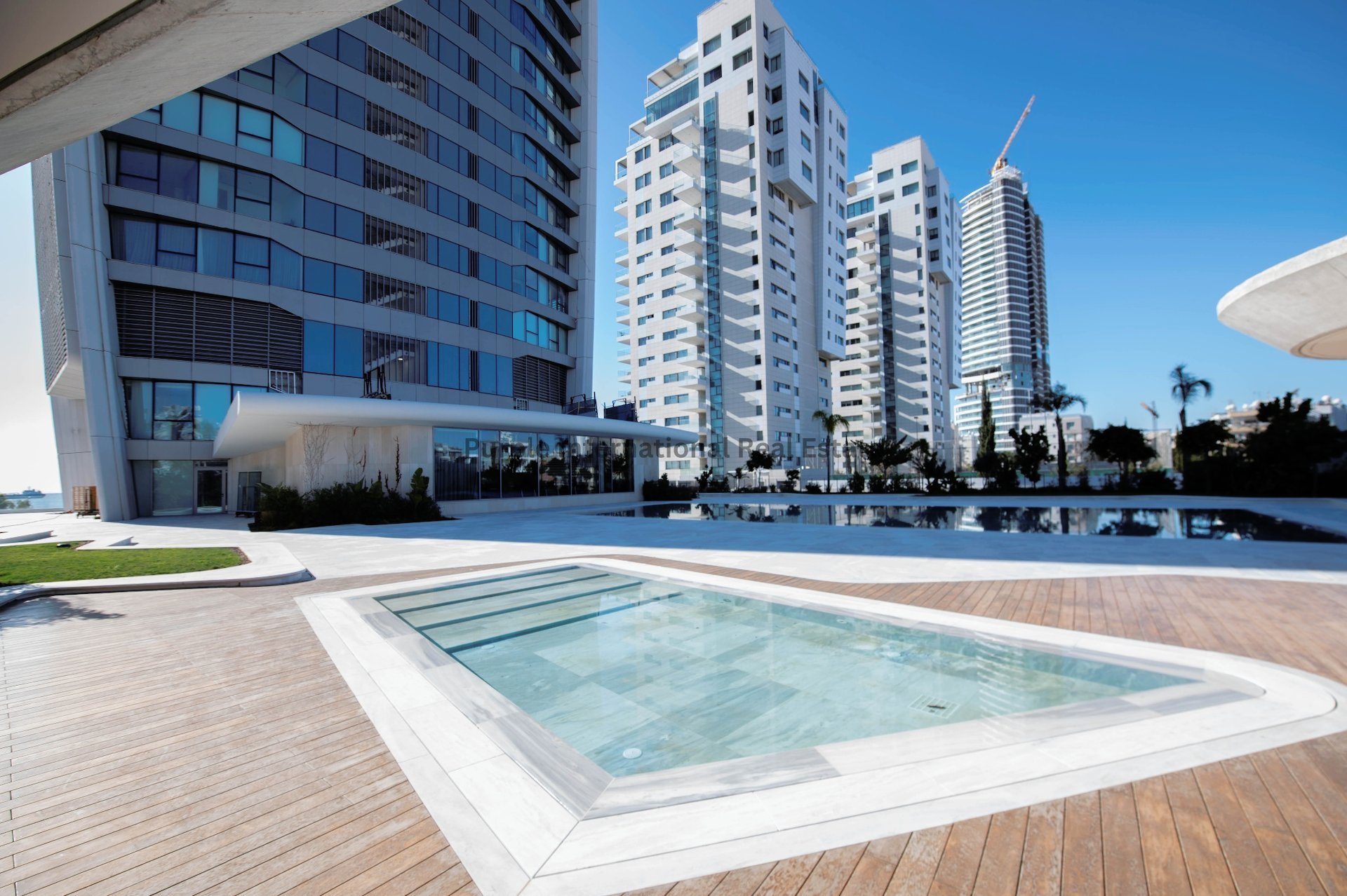 3 bedrooms Apartment in Neapolis, Limassol, Cyprus No. 8291