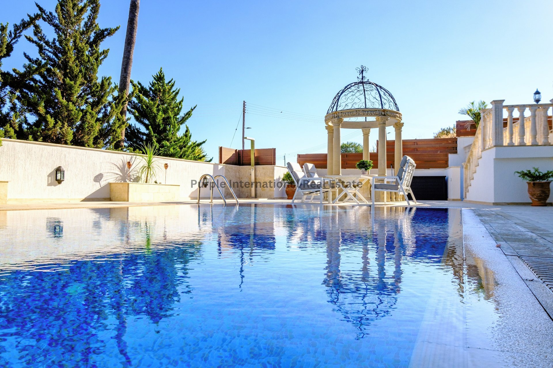 6 dormitorios Villa en Mouttagiaka, Limassol, Chipre No. 35118
