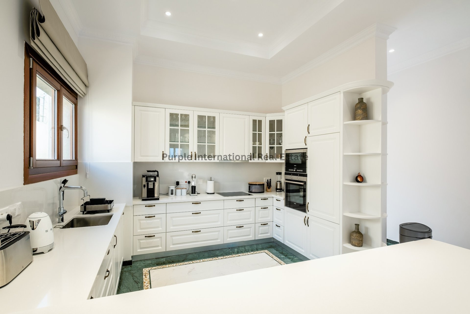 6 dormitorios Villa en Mouttagiaka, Limassol, Chipre No. 35118
