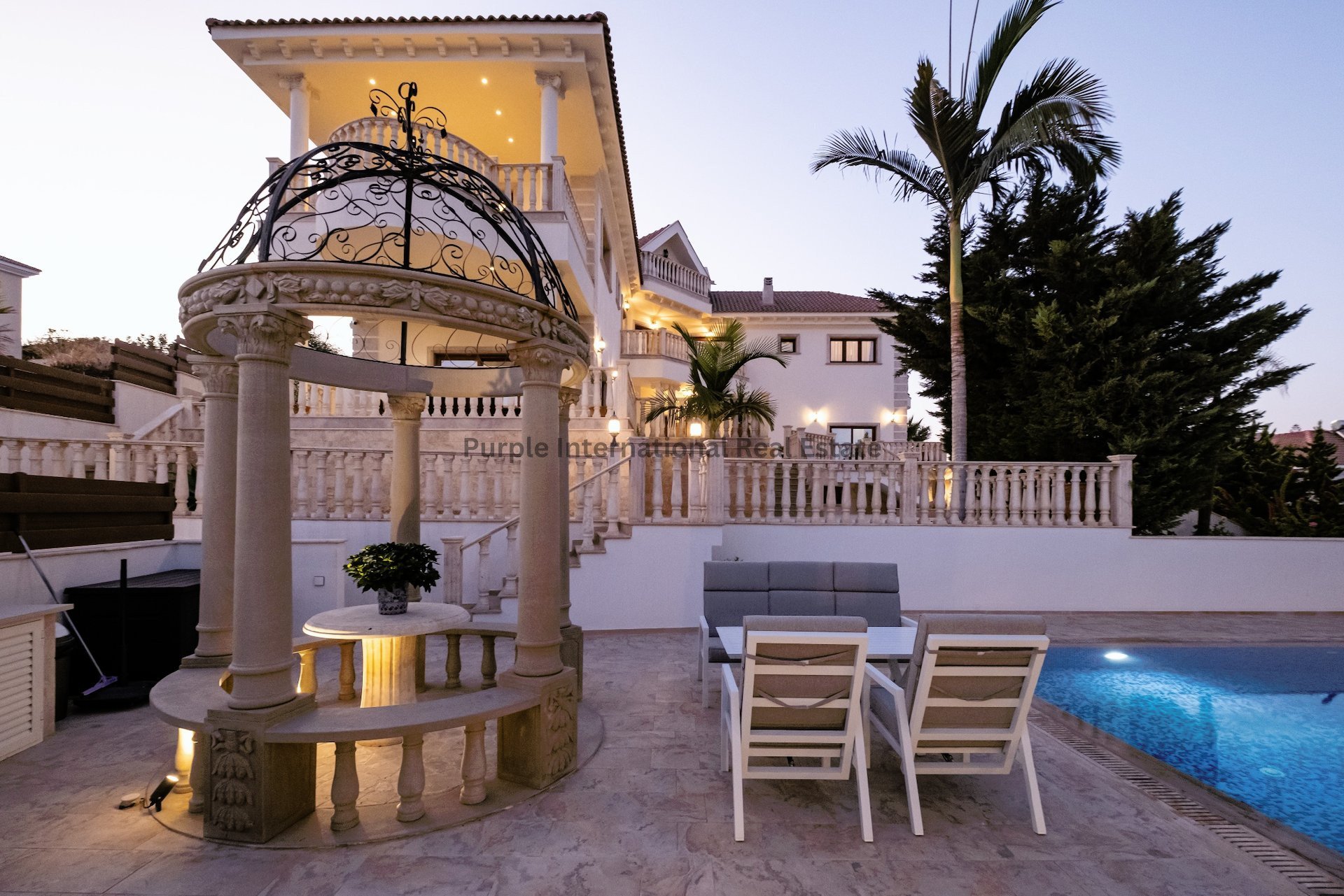 6 dormitorios Villa en Mouttagiaka, Limassol, Chipre No. 35118
