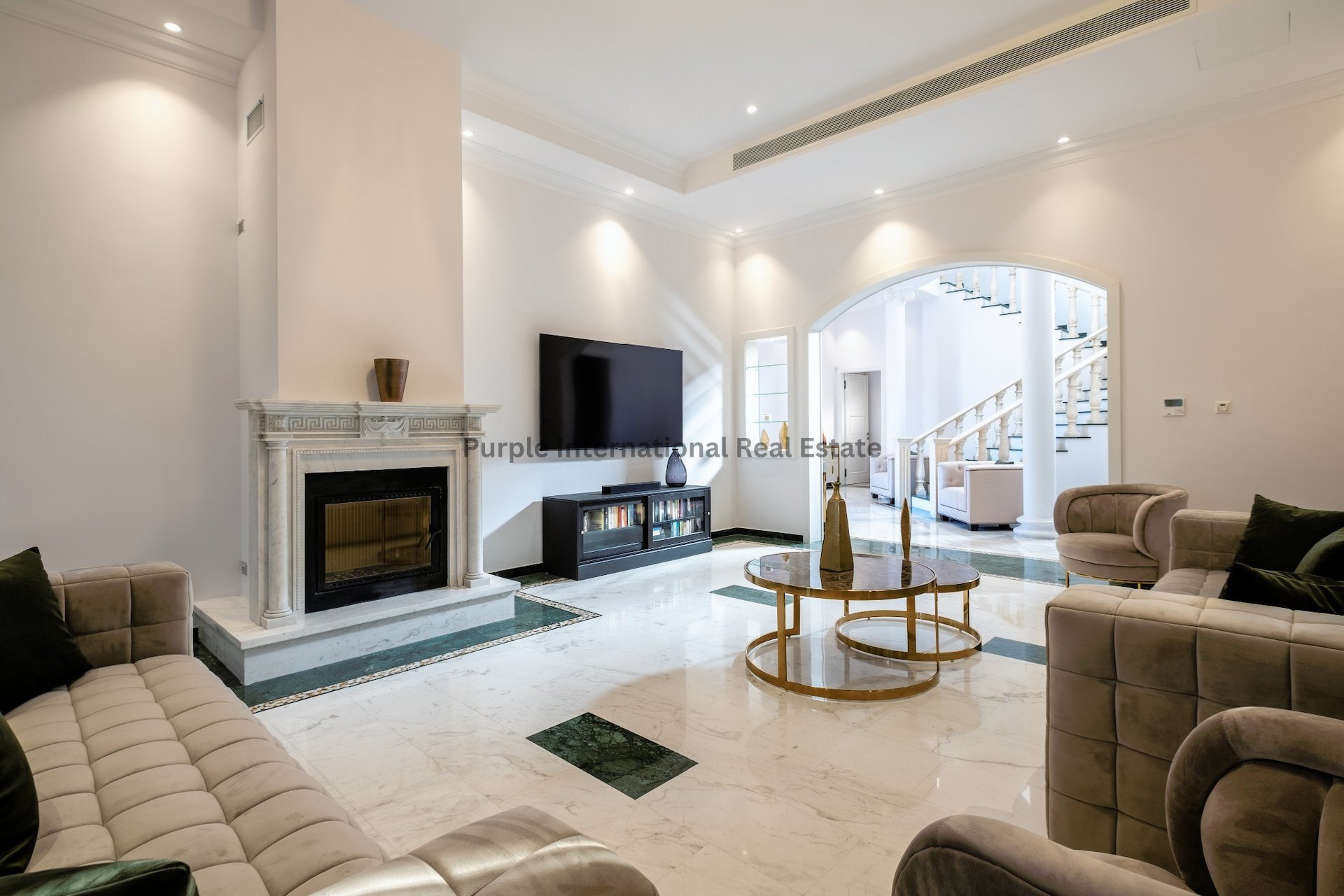 6 dormitorios Villa en Mouttagiaka, Limassol, Chipre No. 35118