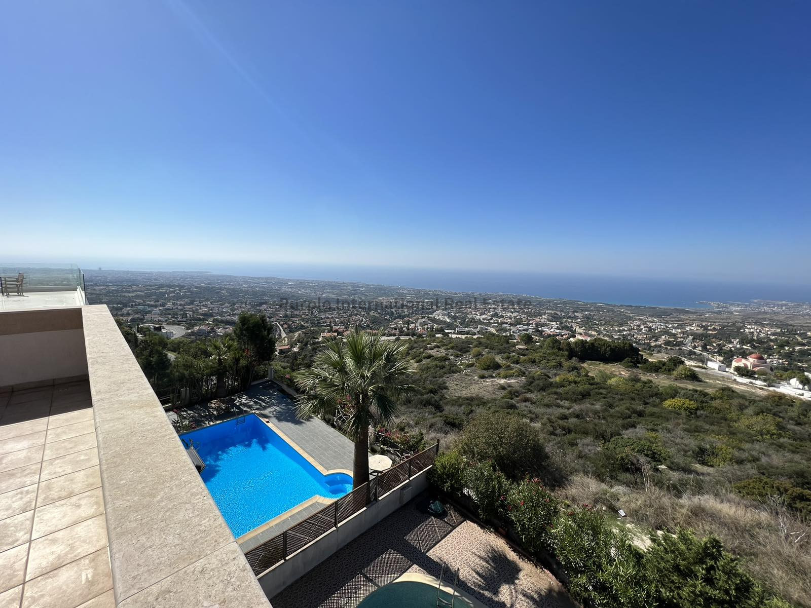 5 bedrooms Villa in Tala, Paphos, Cyprus No. 39428