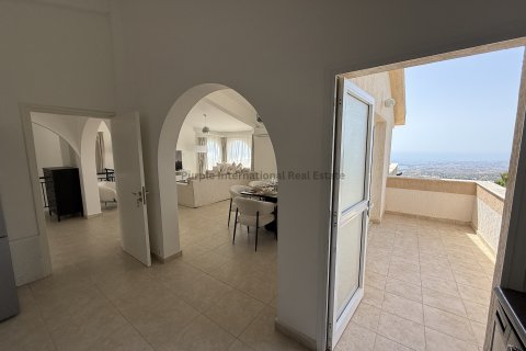 5 bedrooms Villa in Tala, Paphos, No. 39428 8