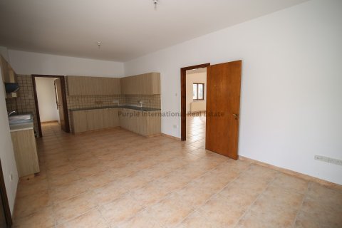 4 bedrooms Villa in Livadia, Larnaka,  No. 39433 9
