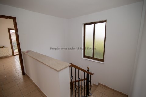 4 bedrooms Villa in Livadia, Larnaka,  No. 39433 14