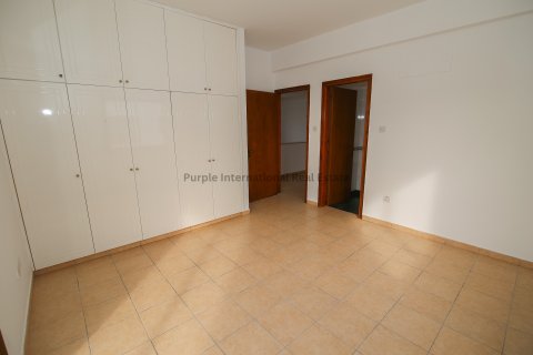 4 bedrooms Villa in Livadia, Larnaka,  No. 39433 25