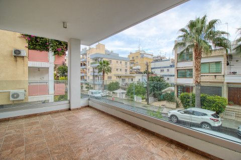 Квартира с 2 спальнями в Лимассол, Лимасол,  № 49560 7