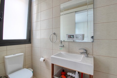 Квартира с 2 спальнями в Лимассол, Лимасол,  № 49560 6