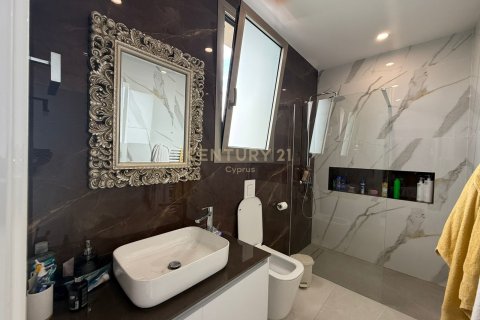 3 dormitorios Villa en Episkopi, Limassol,  No. 55571 15