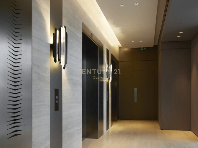 3 bedrooms Apartment in Limassol, Cyprus No. 55569